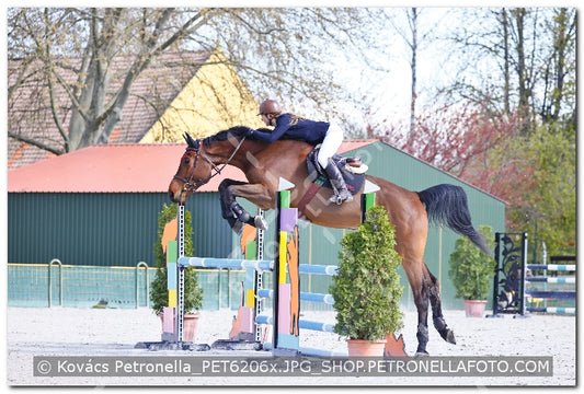 A kép az eredeti csökkentett reprezentációja