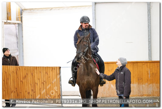A kép az eredeti csökkentett reprezentációja
