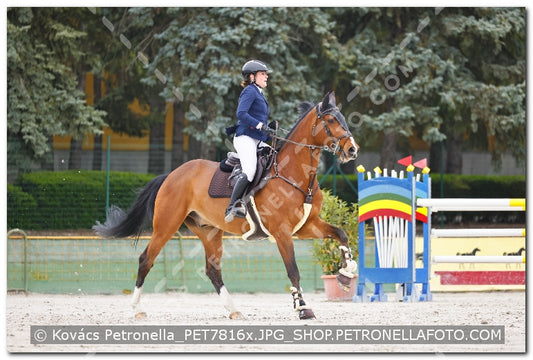 A kép az eredeti csökkentett reprezentációja