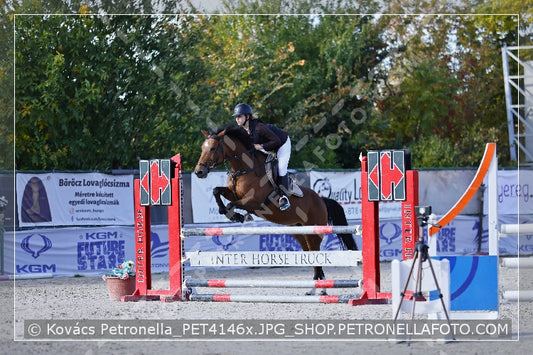 A kép az eredeti csökkentett reprezentációja