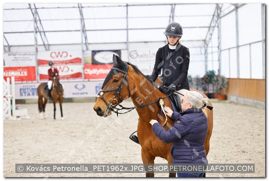 A kép az eredeti csökkentett reprezentációja
