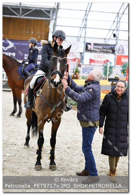 A kép az eredeti csökkentett reprezentációja