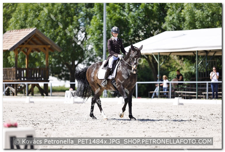 A kép az eredeti csökkentett reprezentációja