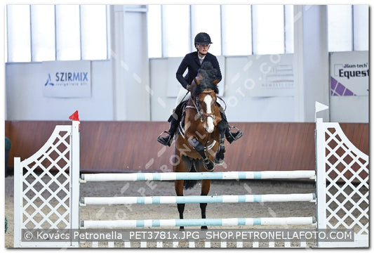 A kép az eredeti csökkentett reprezentációja