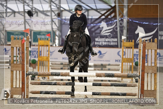 A kép az eredeti csökkentett reprezentációja