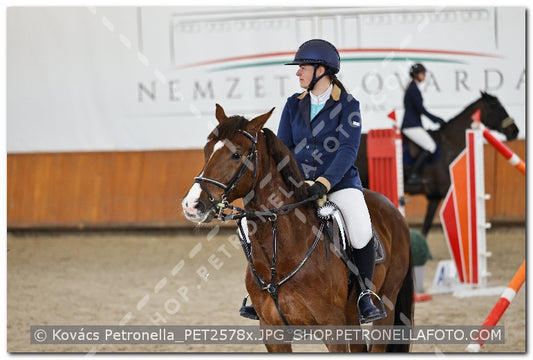 A kép az eredeti csökkentett reprezentációja