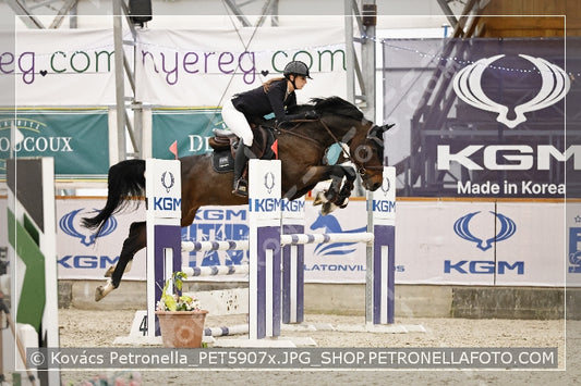 A kép az eredeti csökkentett reprezentációja