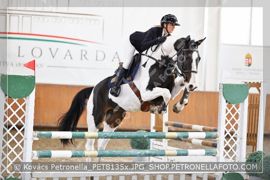 A kép az eredeti csökkentett reprezentációja