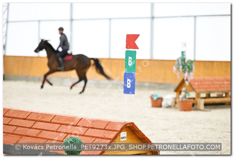 A kép az eredeti csökkentett reprezentációja