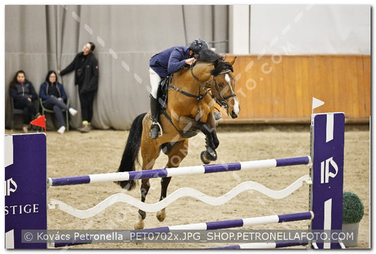A kép az eredeti csökkentett reprezentációja