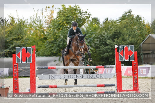 A kép az eredeti csökkentett reprezentációja