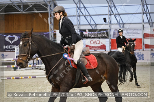 A kép az eredeti csökkentett reprezentációja