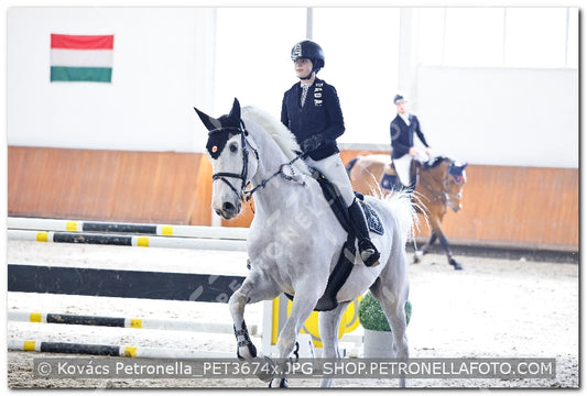 A kép az eredeti csökkentett reprezentációja