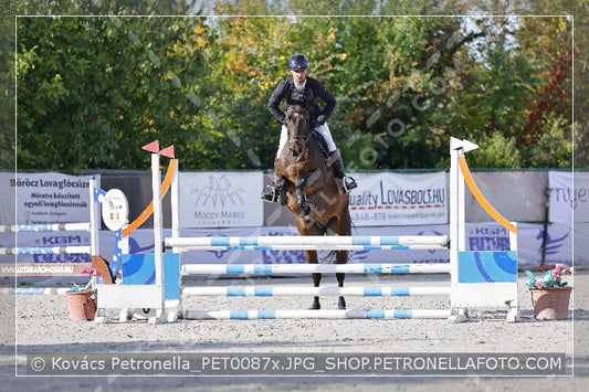 A kép az eredeti csökkentett reprezentációja