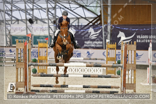 A kép az eredeti csökkentett reprezentációja