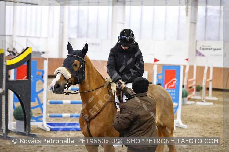 A kép az eredeti csökkentett reprezentációja