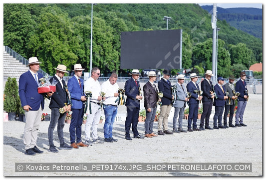 A kép az eredeti csökkentett reprezentációja
