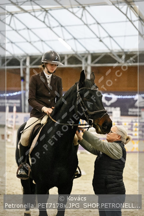 A kép az eredeti csökkentett reprezentációja