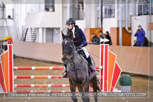 A kép az eredeti csökkentett reprezentációja