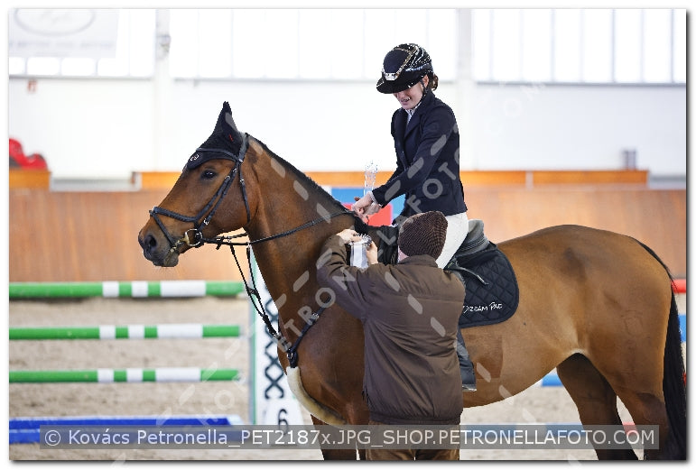 A kép az eredeti csökkentett reprezentációja