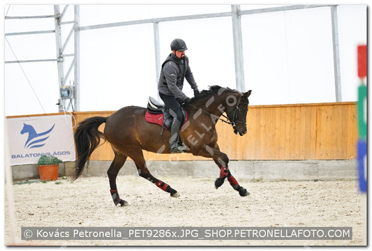 A kép az eredeti csökkentett reprezentációja