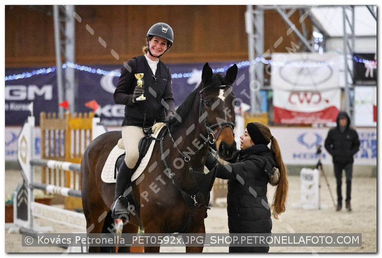 A kép az eredeti csökkentett reprezentációja