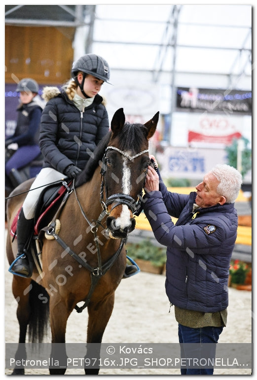 A kép az eredeti csökkentett reprezentációja