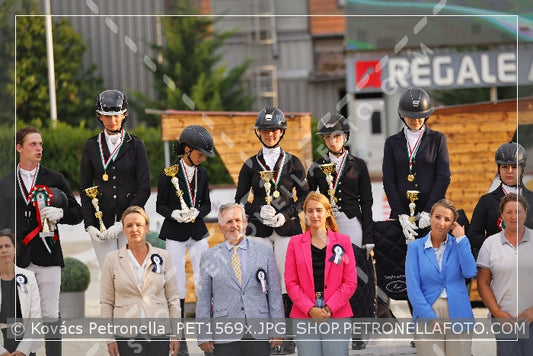 A kép az eredeti csökkentett reprezentációja
