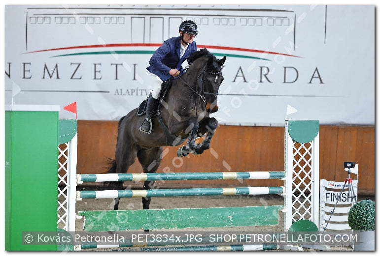 A kép az eredeti csökkentett reprezentációja