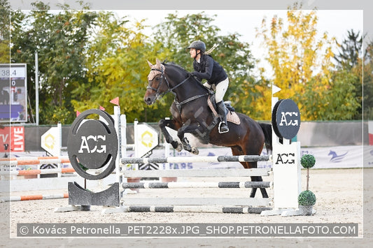 A kép az eredeti csökkentett reprezentációja