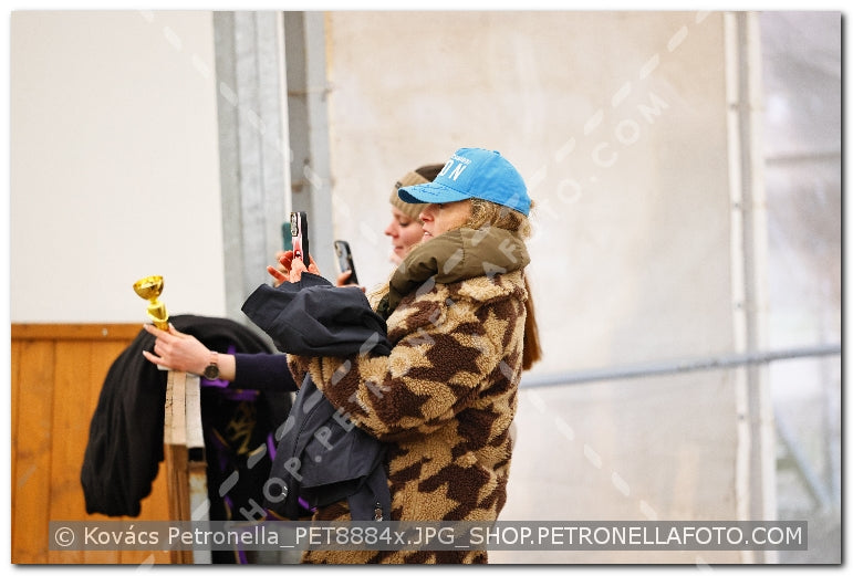 A kép az eredeti csökkentett reprezentációja