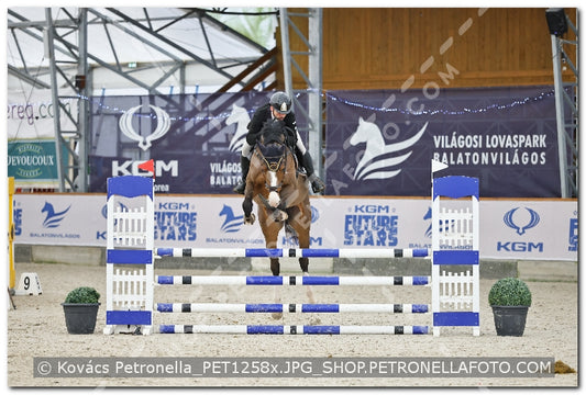 A kép az eredeti csökkentett reprezentációja
