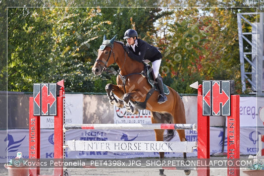 A kép az eredeti csökkentett reprezentációja