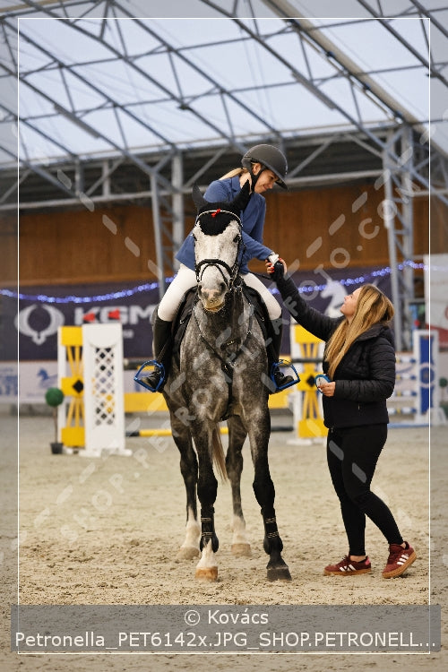 A kép az eredeti csökkentett reprezentációja