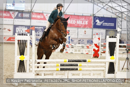 A kép az eredeti csökkentett reprezentációja