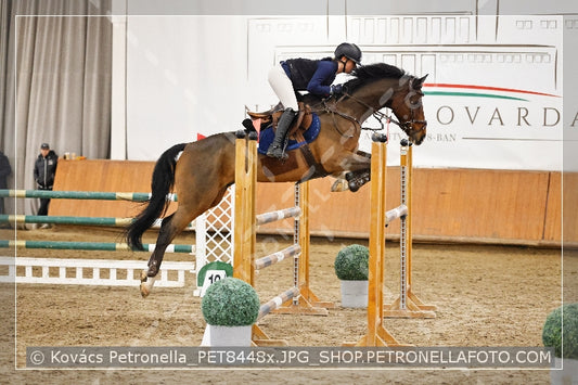 A kép az eredeti csökkentett reprezentációja