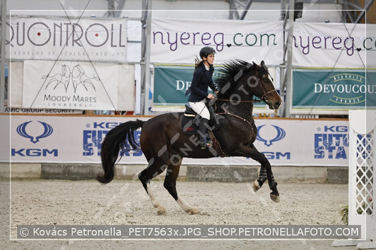 A kép az eredeti csökkentett reprezentációja