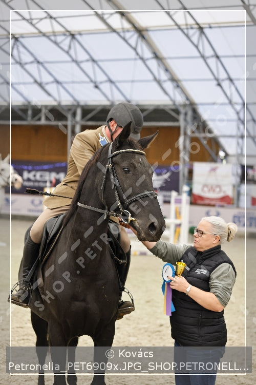 A kép az eredeti csökkentett reprezentációja