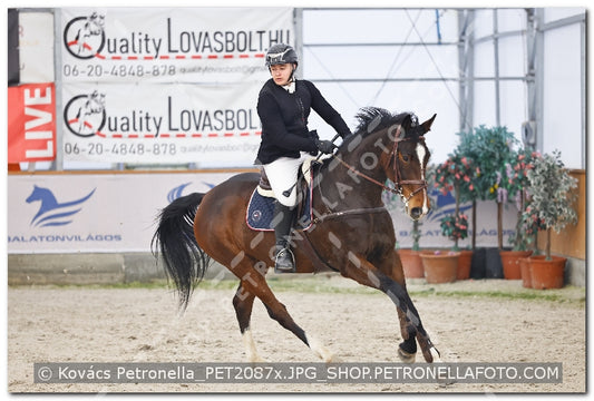 A kép az eredeti csökkentett reprezentációja