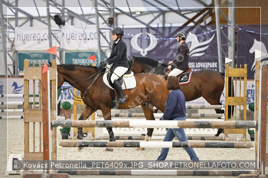 A kép az eredeti csökkentett reprezentációja