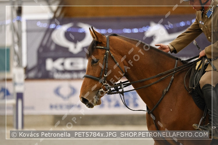 A kép az eredeti csökkentett reprezentációja
