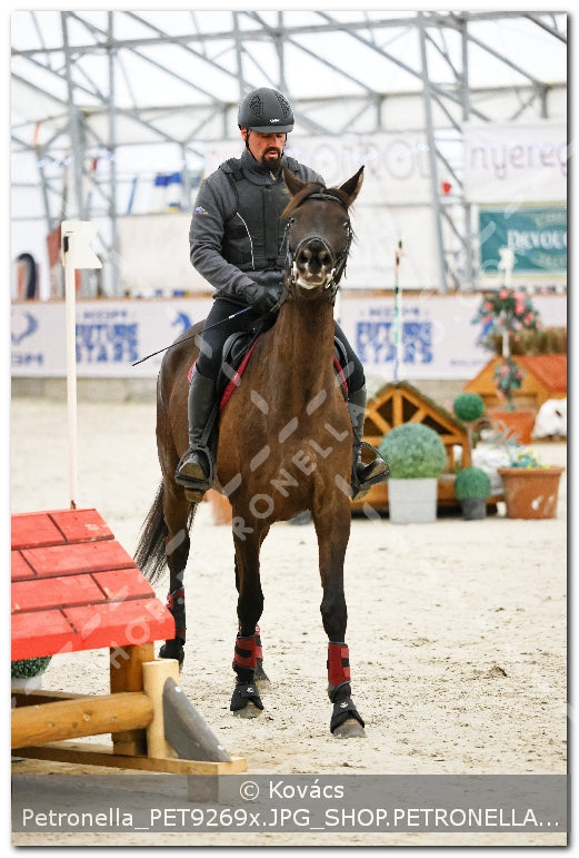 A kép az eredeti csökkentett reprezentációja