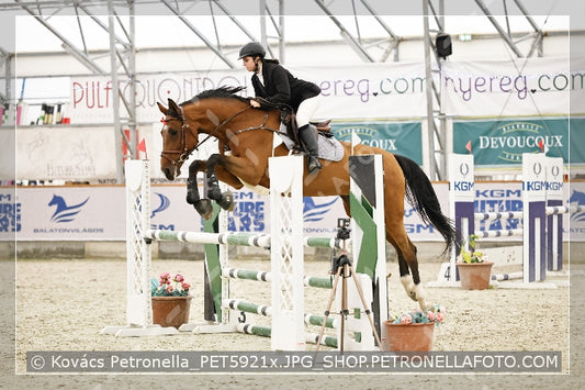 A kép az eredeti csökkentett reprezentációja