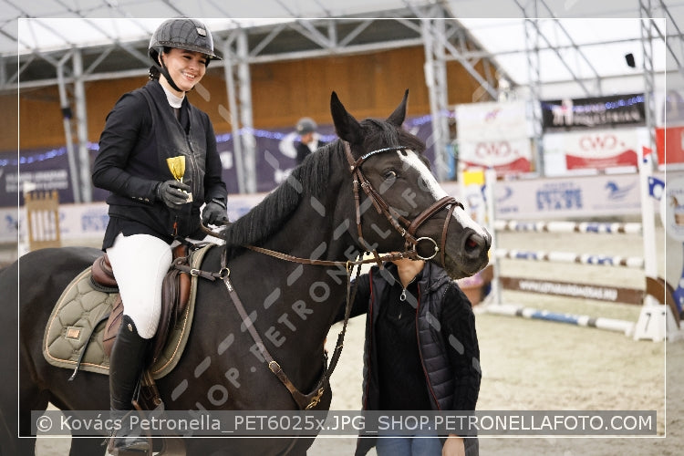 A kép az eredeti csökkentett reprezentációja