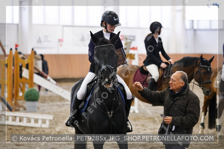 A kép az eredeti csökkentett reprezentációja