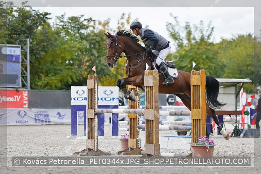 A kép az eredeti csökkentett reprezentációja