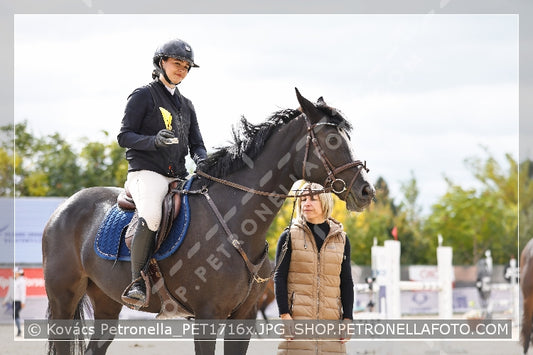 A kép az eredeti csökkentett reprezentációja