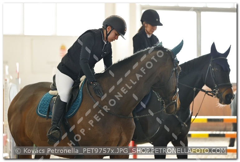 A kép az eredeti csökkentett reprezentációja