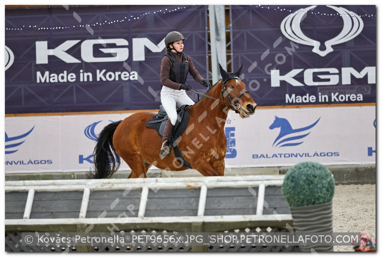 A kép az eredeti csökkentett reprezentációja