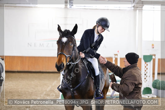 A kép az eredeti csökkentett reprezentációja